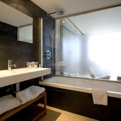 Отель R2 Bahía Playa Design Hotel & Spa Wellness - Adults Only Испания, Тарахалехо - отзывы, цены и фото номеров - забронировать отель R2 Bahía Playa Design Hotel & Spa Wellness - Adults Only онлайн ванная фото 2