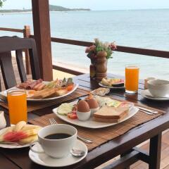 Отель Adarin Beach Resort питание