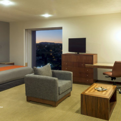 Отель Real Inn Guadalajara Expo комната для гостей фото 7
