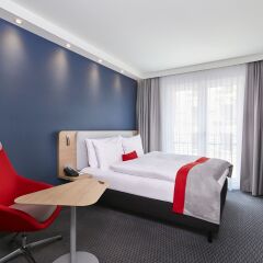 Отель Holiday Inn Express Berlin - Alexanderplatz комната для гостей фото 4