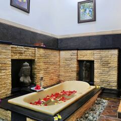 Отель Satriya Cottages спа