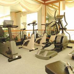 Centre Point Hotel Chidlom фитнесс-зал фото 3