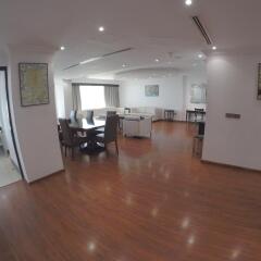 Number One Tower Suites Hotel питание