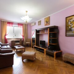 Гостиница Gilyarovskogo 4 Apartments Lux в Москве отзывы, цены и фото номеров - забронировать гостиницу Gilyarovskogo 4 Apartments Lux онлайн Москва комната для гостей фото 2