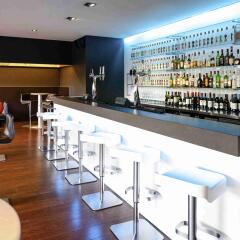 Отель Novotel London Paddington гостиничный бар
