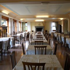 Отель Albergo Ristorante Aquila питание