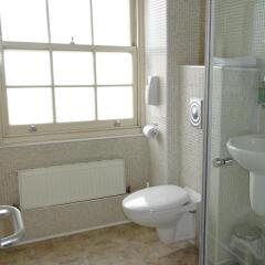 Отель Americana Hotel Великобритания, Лондон - 2 отзыва об отеле, цены и фото номеров - забронировать отель Americana Hotel онлайн ванная