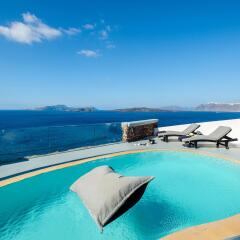 Отель Ambassador Santorini Luxury Villas & Suites бассейн