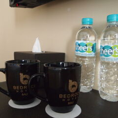 Bedrock Hotel Kuta Bali удобства в номере