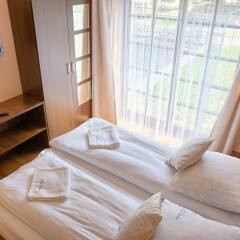 Апартаменты VisitZakopane Sky Apartments комната для гостей фото 4