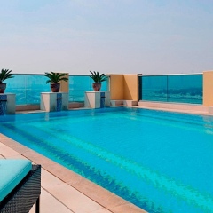 Отель Marriott Executive Apts Al Jaddaf Дубай бассейн фото 3