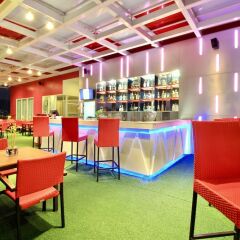 Sleep With Me Hotel design hotel @ patong гостиничный бар