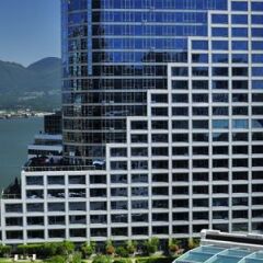 Отель The Fairmont Waterfront Канада, Ванкувер - отзывы, цены и фото номеров - забронировать отель The Fairmont Waterfront онлайн пляж фото 2