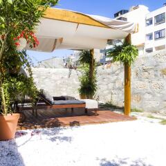 Отель Liiiving in Porto - Central Garden Flat Порту