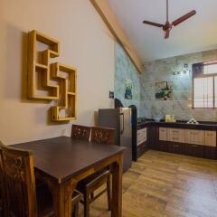 Отель OYO 13050 Home 3BHK Siolim Гоа в номере