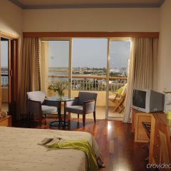 Отель Coral Thalassa Hotel Кипр, Пафос - отзывы, цены и фото номеров - забронировать отель Coral Thalassa Hotel онлайн комната для гостей фото 5