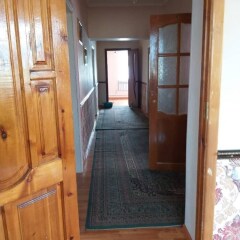Отель Guest house Fatima Кыргызстан, Каракол - отзывы, цены и фото номеров - забронировать отель Guest house Fatima онлайн интерьер отеля