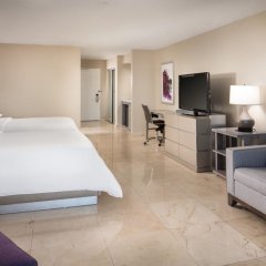 DoubleTree by Hilton Grand Hotel Biscayne Bay in Miami, United States of America from 269$, photos, reviews - zenhotels.com room amenities