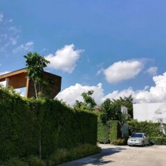 Отель The 8 Pool Villa парковка
