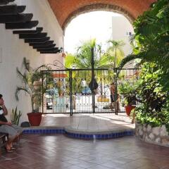 Отель Hacienda San Jose by Vimex Плая-дель-Кармен вид на фасад
