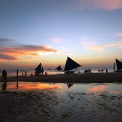 Отель Two Seasons Boracay Resort пляж