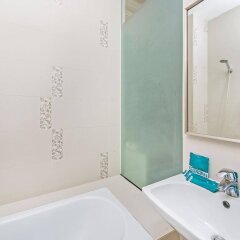 Отель 81 Dickson (SG Clean) Сингапур, Сингапур - отзывы, цены и фото номеров - забронировать отель 81 Dickson (SG Clean) онлайн ванная