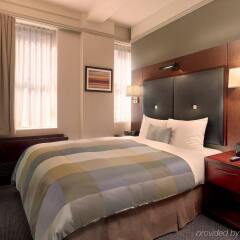 Отель Club Quarters Midtown -Times Square США, Нью-Йорк - отзывы, цены и фото номеров - забронировать отель Club Quarters Midtown -Times Square онлайн комната для гостей фото 3