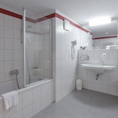AZIMUT Hotel City South Berlin ванная фото 2