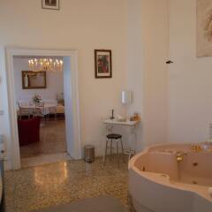 Отель B&B Giardino Jappelli (Villa Ca' Minotto) Италия, Роза - отзывы, цены и фото номеров - забронировать отель B&B Giardino Jappelli (Villa Ca' Minotto) онлайн спа