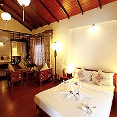 Long Life Riverside Hotel комната для гостей фото 4