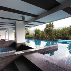 Отель Zcape 2 Residence by AHM Asia Пхукет с домашними животными