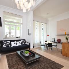 Апартаменты Best Deal in Town ! 'PURO' Exclusive Designer Apartment in the Center Мюнхен комната для гостей фото 2