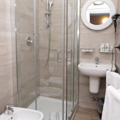 Отель Aparthotel Meneghino Италия, Милан - отзывы, цены и фото номеров - забронировать отель Aparthotel Meneghino онлайн ванная фото 2