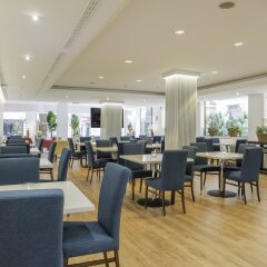Отель Aparthotel Mariano Cubi Barcelona гостиничный бар