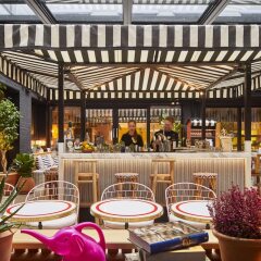 Отель The RE London Shoreditch бассейн