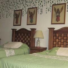 Отель Hostal La Encantada Мексика, Мехико - 1 отзыв об отеле, цены и фото номеров - забронировать отель Hostal La Encantada онлайн комната для гостей фото 5