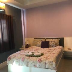 Апартаменты Yiasu Serviced Apartments And Bed Breakfast Паттайя комната для гостей фото 2