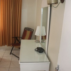 Отель Angel Fish Beach Suites - Turtle Tower сейф в номере