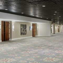 Отель Doubletree by Hilton Los Angeles Downtown США, Лос-Анджелес - 8 отзывов об отеле, цены и фото номеров - забронировать отель Doubletree by Hilton Los Angeles Downtown онлайн парковка