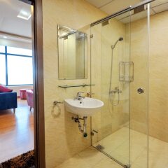 Апартаменты TP Beachfront Apartment Нячанг ванная