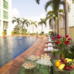 Отель Grand Copthorne Waterfront с домашними животными