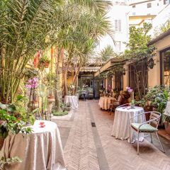 Отель Navona Gallery and Garden Suites