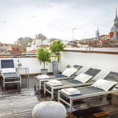 Отель Eric Vökel Boutique Apartments - Madrid Suites Испания, Мадрид - отзывы, цены и фото номеров - забронировать отель Eric Vökel Boutique Apartments - Madrid Suites онлайн бассейн фото 2