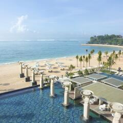 Отель The Mulia Bali пляж