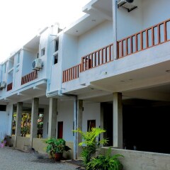 Hotel Star White Negombo парковка