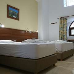 Отель Eleni Rooms ванная фото 2
