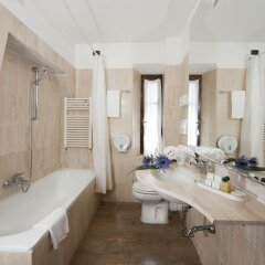 Отель Borgo San Luigi Строве ванная