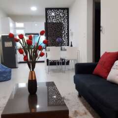 Апартаменты Horse Square Apartment детские мероприятия