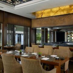 Отель JW Marriott Khao Lak Resort and Spa питание