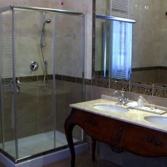 Отель Pesaro Palace Италия, Венеция - отзывы, цены и фото номеров - забронировать отель Pesaro Palace онлайн ванная